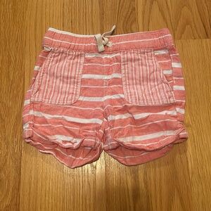 Old Navy coral and white striped shorts, size kids S (6-7)